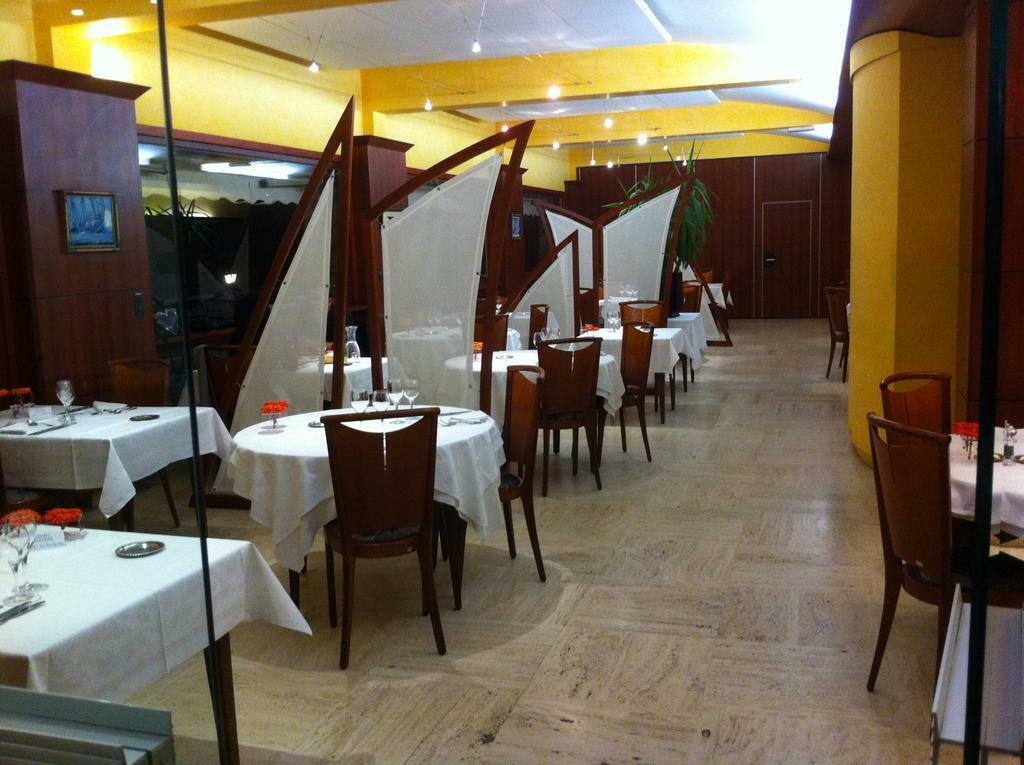 Authentic By Balladins - Rodez / Le Segala Baraqueville Екстериор снимка